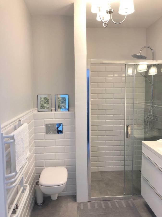 Apartament Julia Karwia Esterno foto