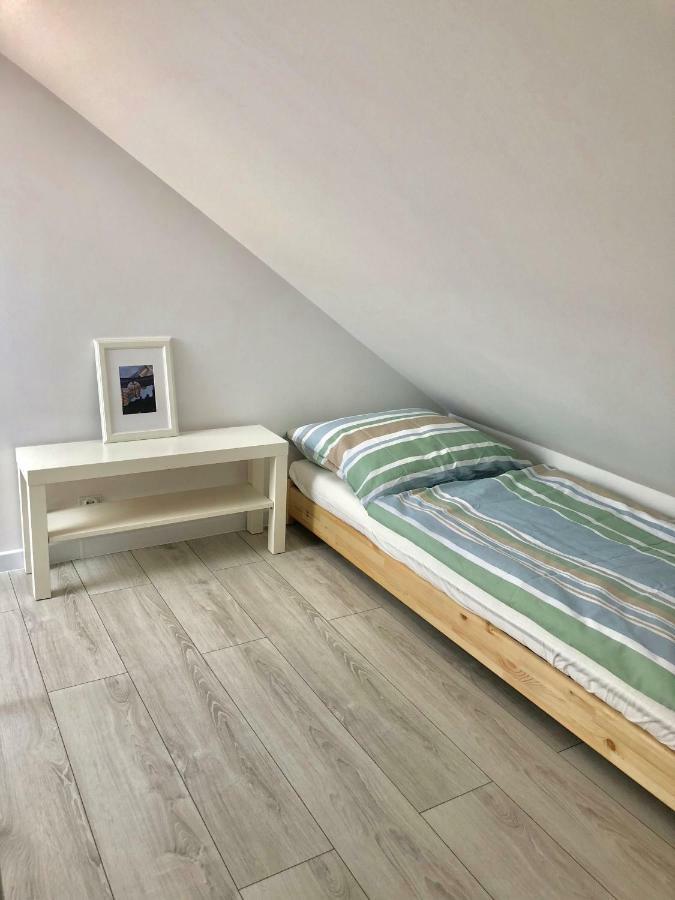Apartament Julia Karwia Esterno foto