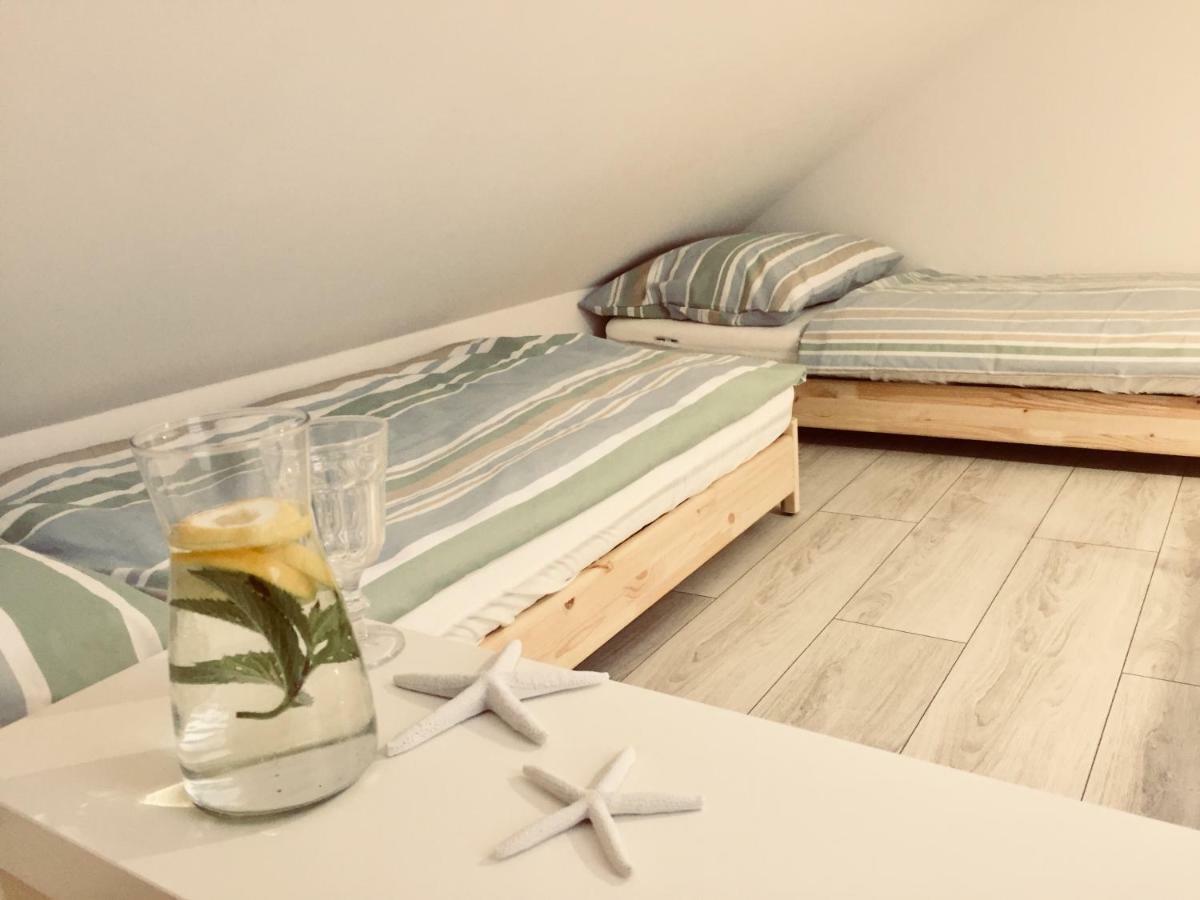 Apartament Julia Karwia Esterno foto
