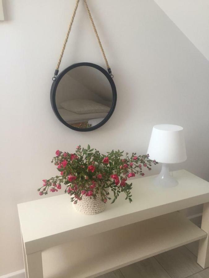 Apartament Julia Karwia Esterno foto
